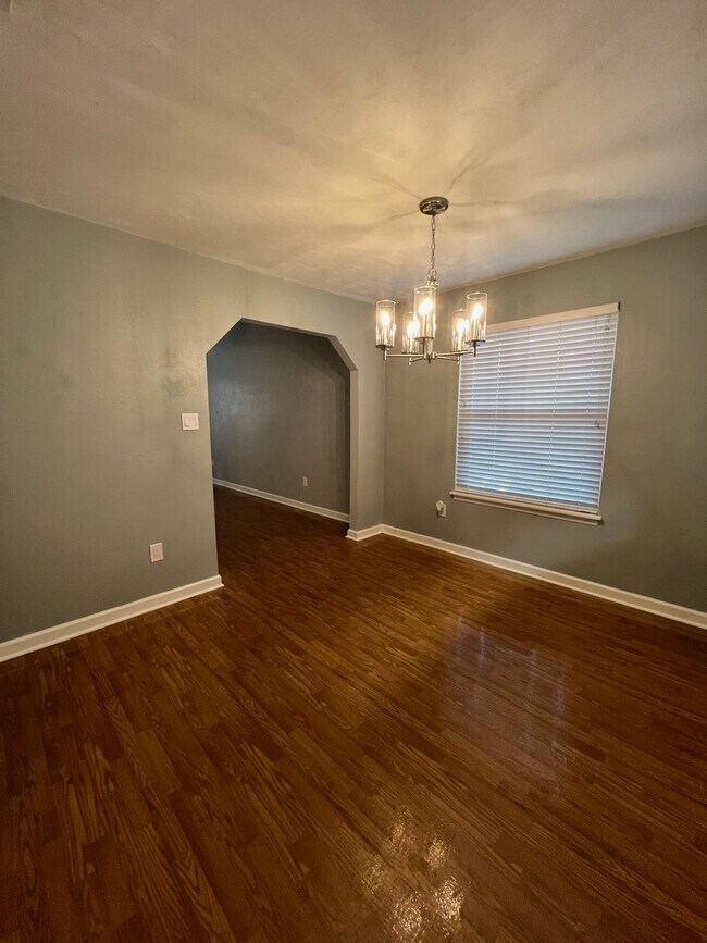 Foto del edificio - 3007 Richview Park Cir W