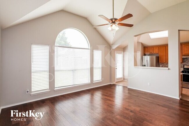 Foto del edificio - 208 Flatwood Dr