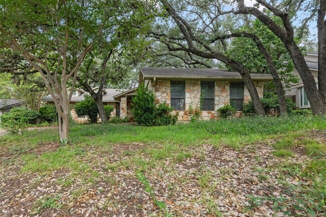 Building Photo - 3138 Honey Tree Ln