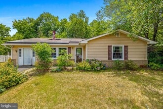 Building Photo - 1097 Snow Hill Ln