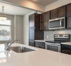 Building Photo - 2980 Kincaid Dr