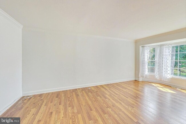 Building Photo - 5 Drumcastle Ct