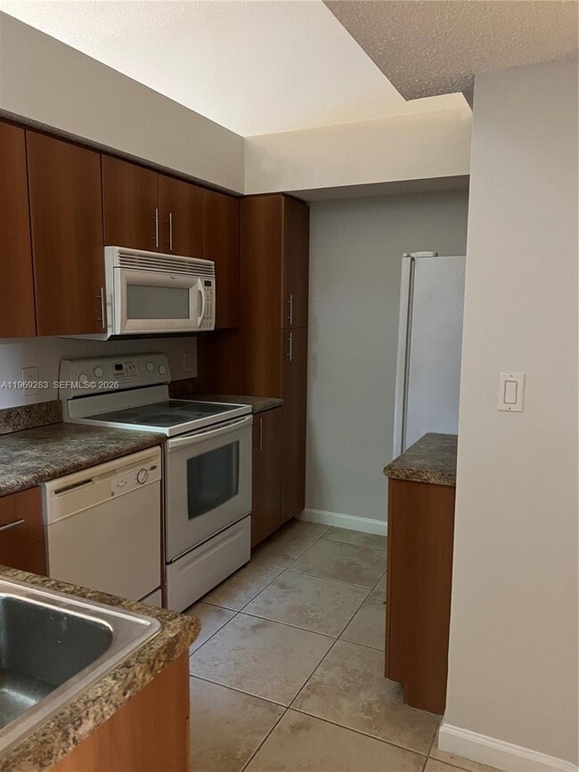 Building Photo - 1365 Crystal Way