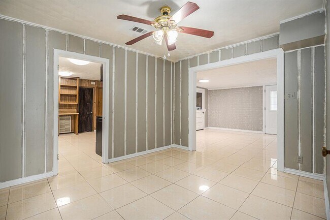 Foto del edificio - 1318 5th St N
