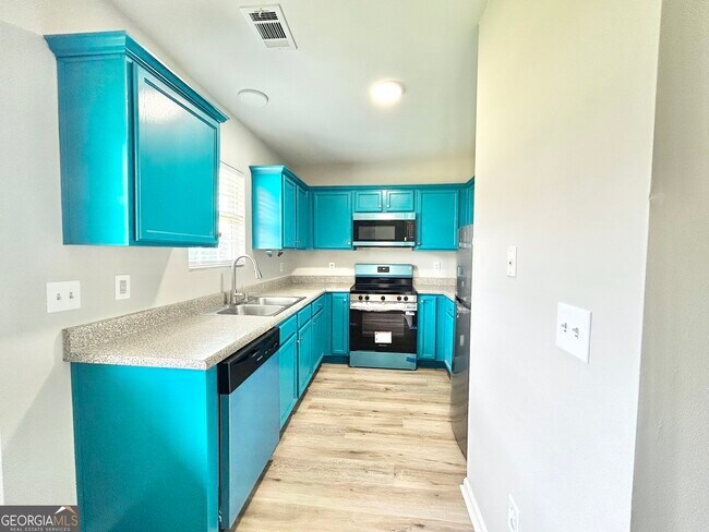 Building Photo - 736 Wheel House Ln