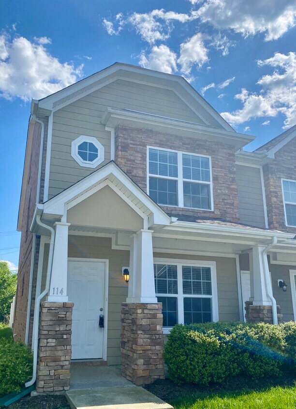 144 Cobblestone Pl Dr, Goodlettsville, TN 37072 Townhome Rentals in