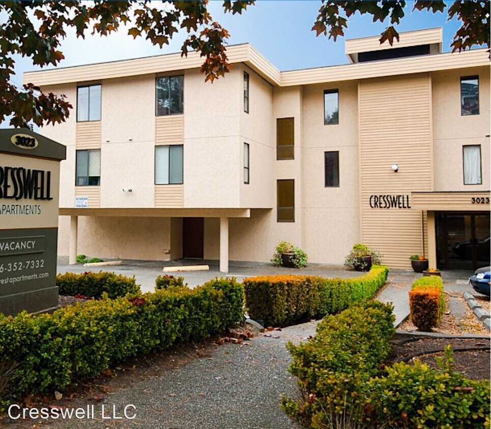 Foto principal - 3023 14th Ave W