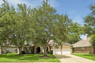 Building Photo - 1314 Deerbrook Dr