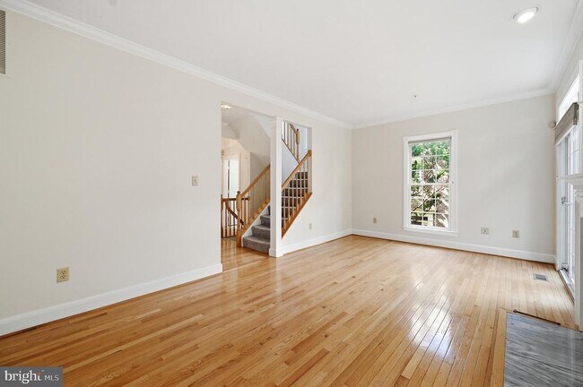 Foto del edificio - 6030 Kelsey Ct