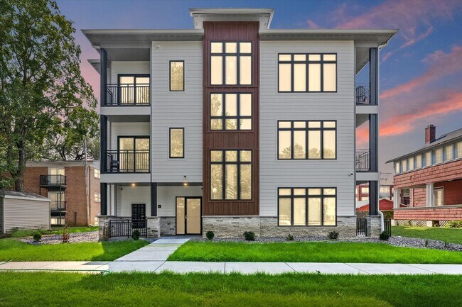 Foto del interior - 305 W Washington