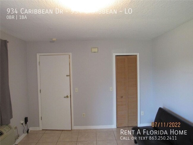 Building Photo - 934 Caribbean Dr