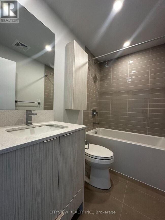Building Photo - 430-2430 Square One Dr