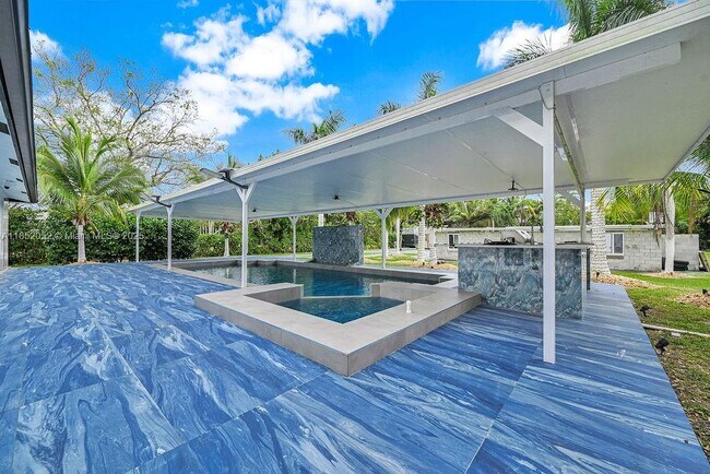 Foto del edificio - 7830 SW 120th St