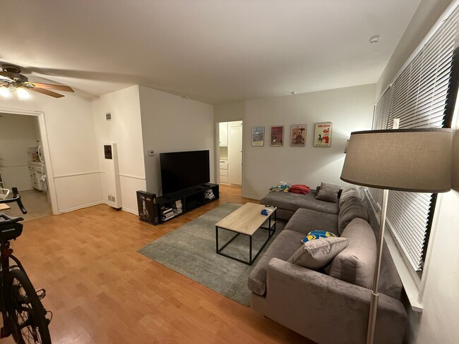 Photo - 3646 Vinton Ave Apartment