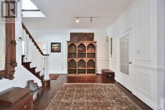 Building Photo - 48 Cumberland Dr