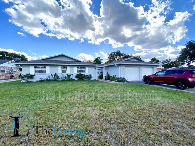 Building Photo - 271 N Evans Cir
