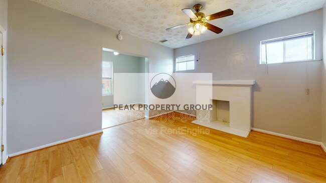 Photo - 2610 Woodburn Ave Apartment