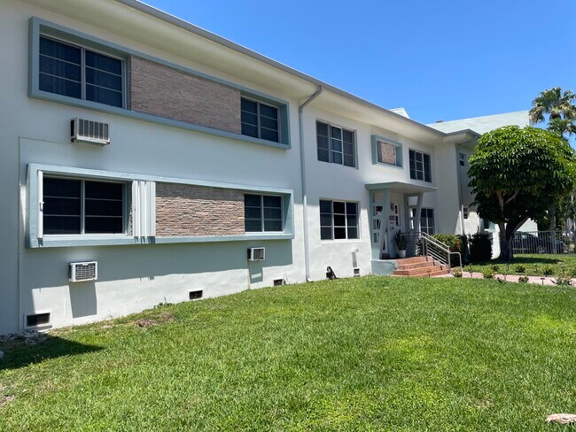 Foto del edificio - 4010 N Meridian Ave