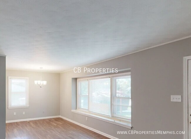 Foto del edificio - 464 Parkdale Dr