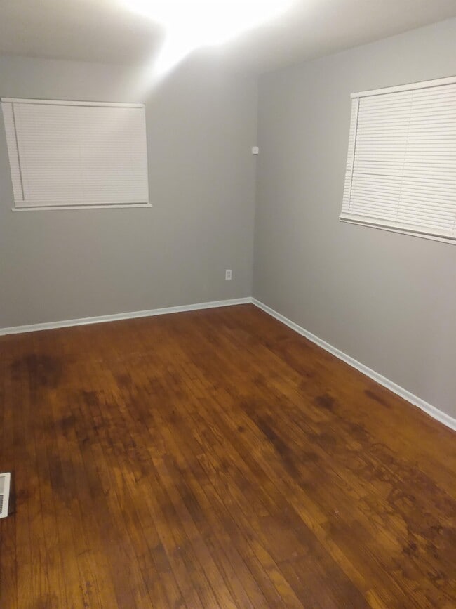 Building Photo - 8525 Church Bell Ln