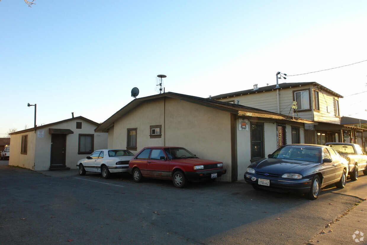 Foto principal - 1052 N Sanborn Rd