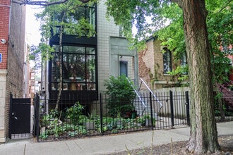 Building Photo - 2007 W Evergreen Ave