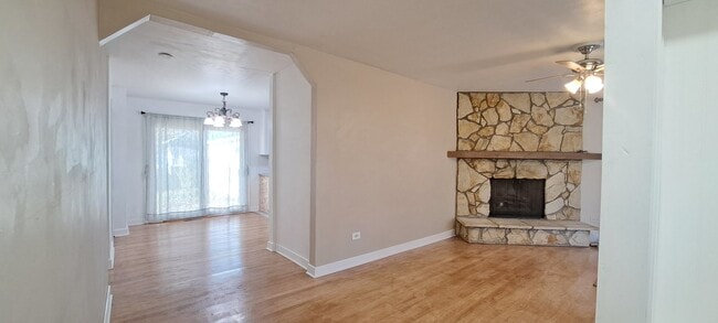 Building Photo - 539 Dawes St