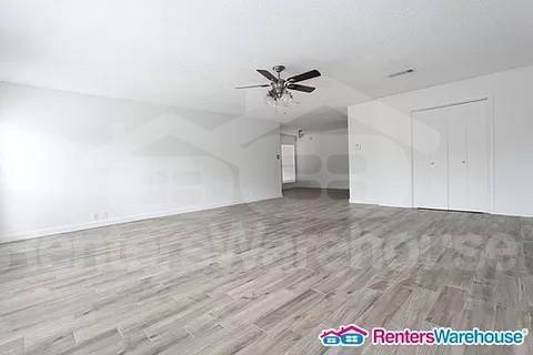 Building Photo - 6900 Trendal Ln