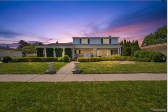 32007 Claeys Dr