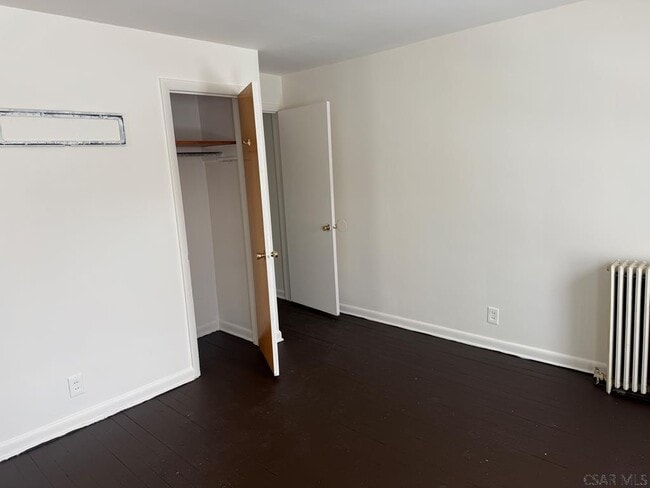 Foto del edificio - 85-87 Grass Ave