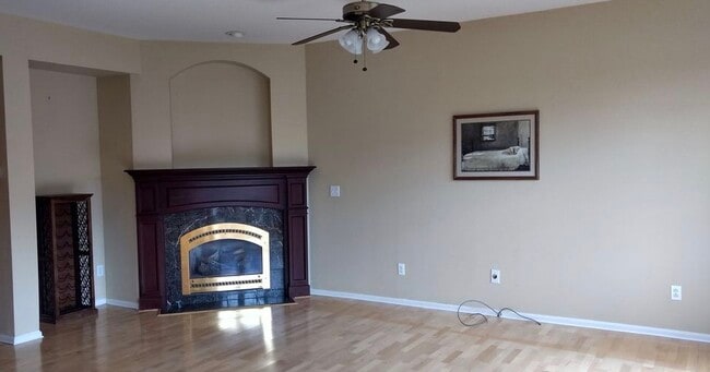 Foto del edificio - 2855 Rock Creek Cir