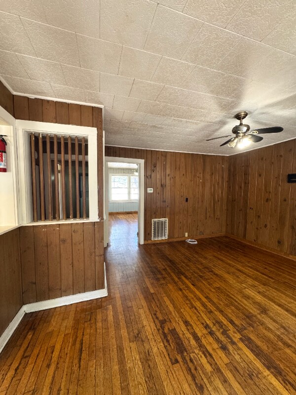 Building Photo - 7203 Porcher Dr