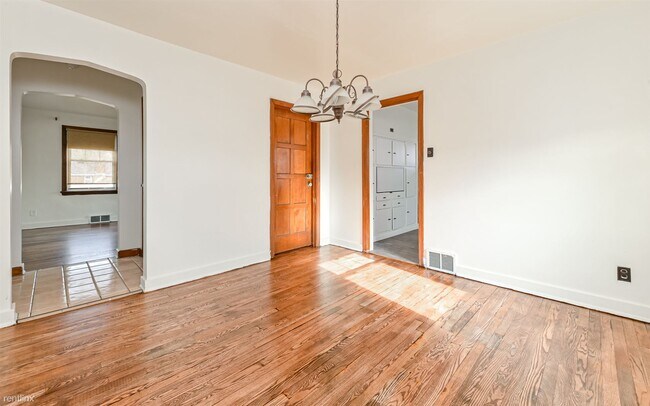 Building Photo - 3 br, 1 bath House - 1321 Brinton Rd