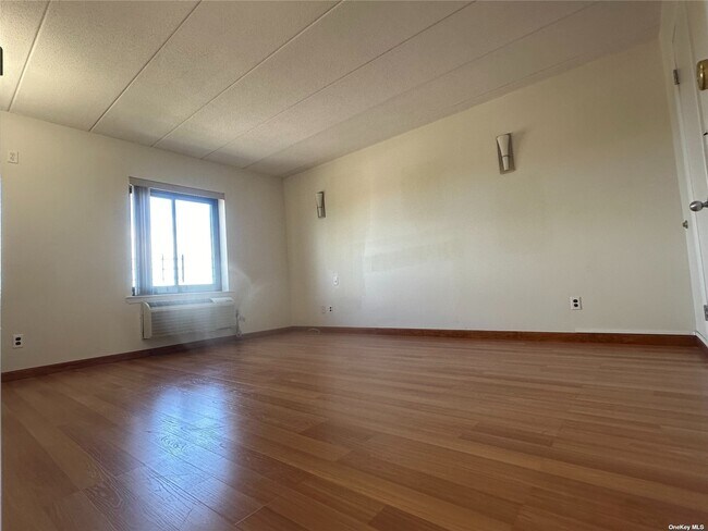 Building Photo - 213-02-213-42 42nd Ave