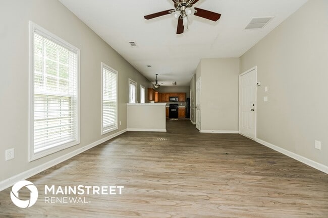 Foto del edificio - 1785 Emerald Dr