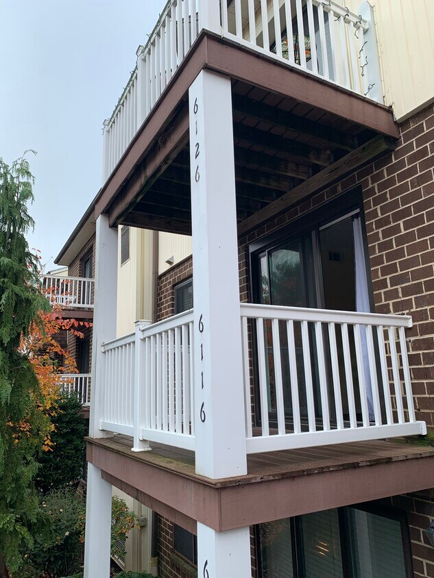 6116 Hilltop Dr Unit 17, Brookhaven, PA 19015 Condo for Rent in