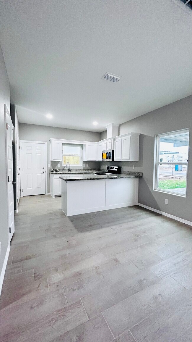 Foto del edificio - 4903 N Dahlia St