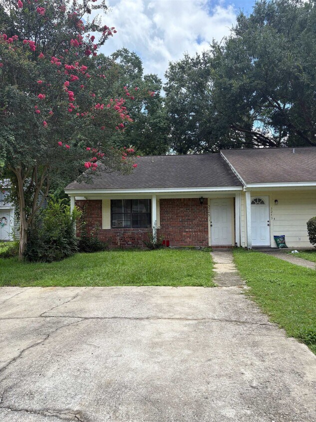 Primary Photo - 3245 Mound Dr