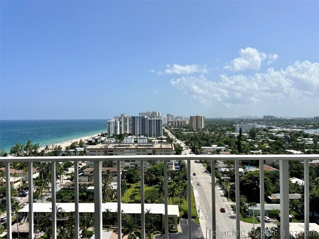 Foto del edificio - 111 Briny Ave