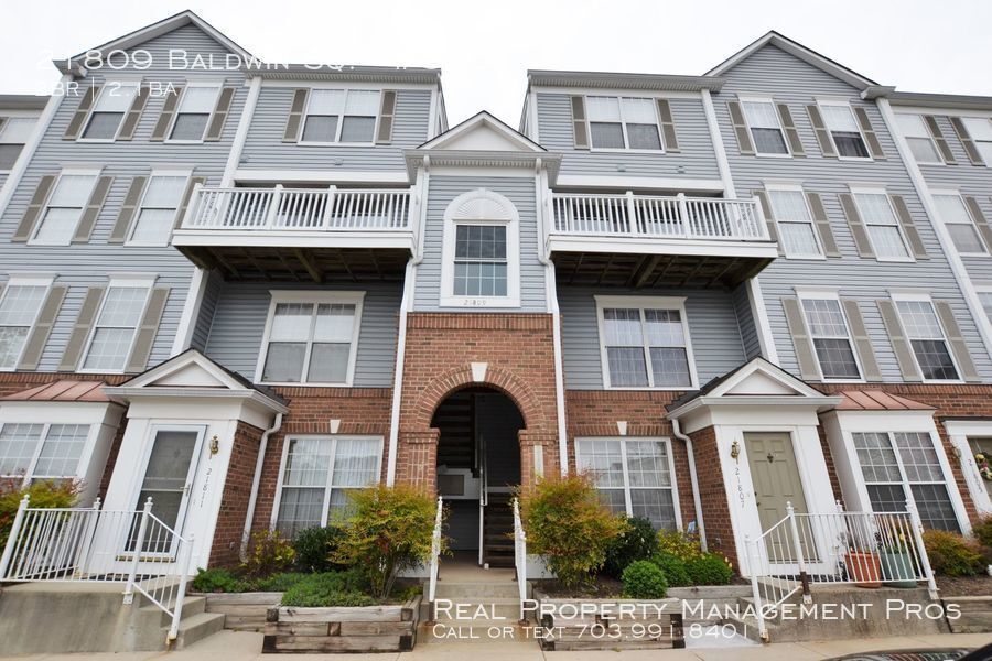 21809 Baldwin Square Unit 300, Sterling, VA 20164 Condo for Rent in