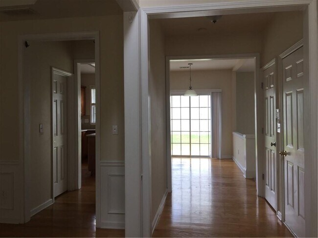 Foto del edificio - 3525 Moor Pointe Dr