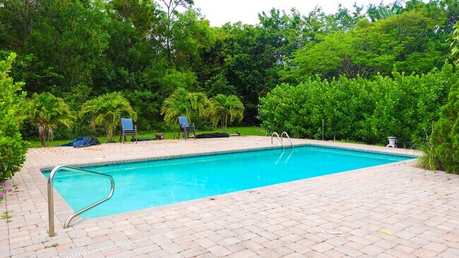 Foto del edificio - 5797 Ranches Rd