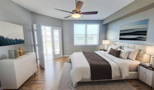 Foto del edificio - 6495 Shoreline Dr