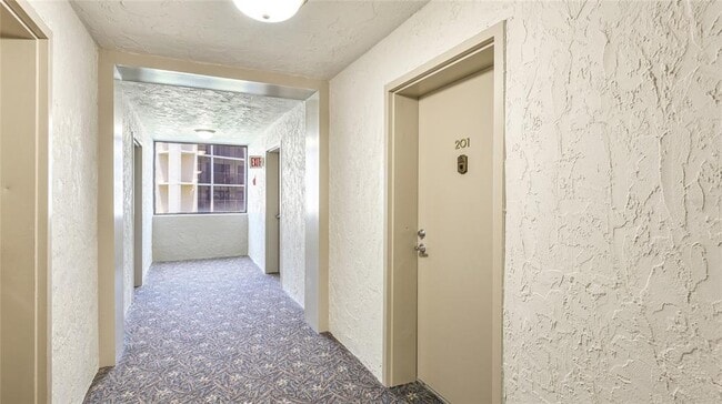Foto del edificio - 6116 43rd St W