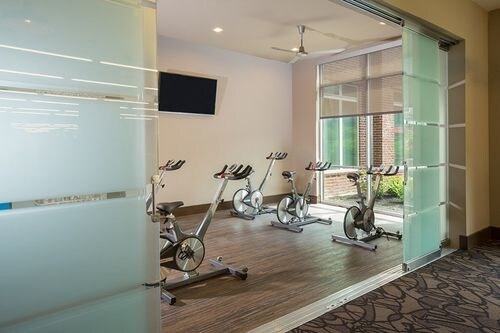 Foto del edificio - 230 T C Jester Blvd