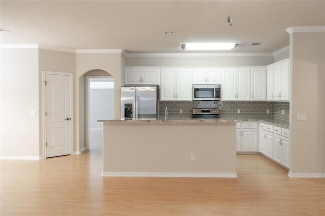 Building Photo - 806 Heritage Oaks Bend