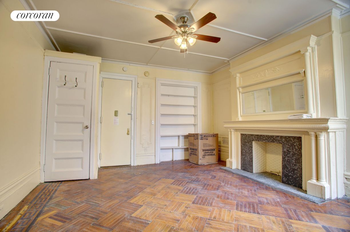 Building Photo - 47 W 90th St