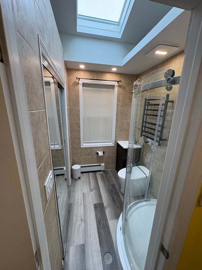 Foto del edificio - 132 Oakfield Ave