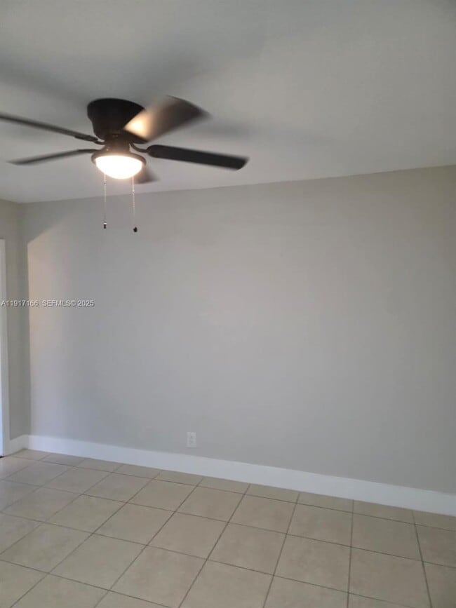 Foto del edificio - 435 NW 41st St