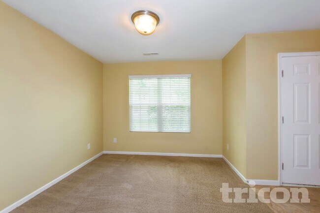 Foto del edificio - 4907 Magnasco Ln